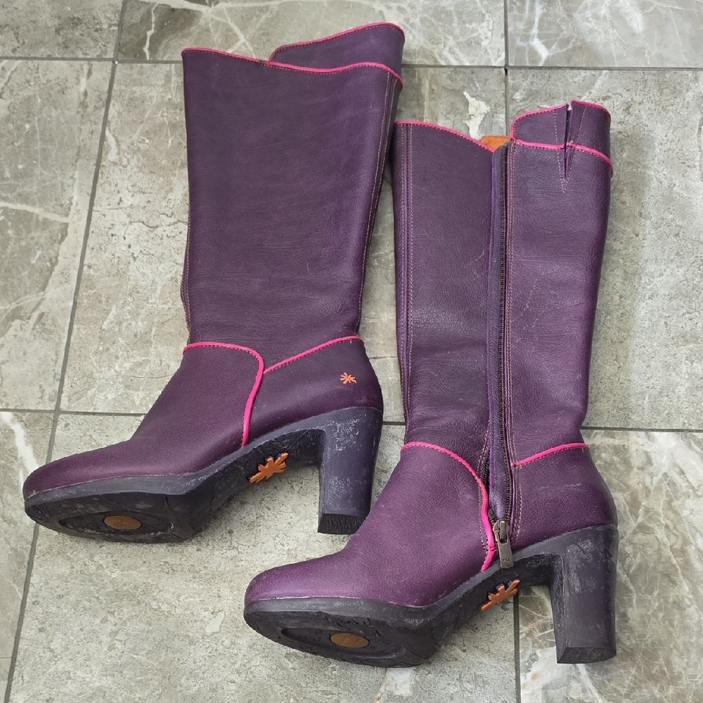 ART Purple Leather Heeled Boots with Pink Stitching